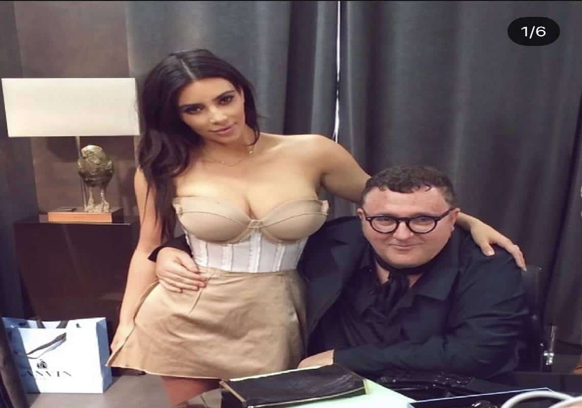 קים קרדשיאן מספידה את מעצב האופנה הישראלי אלבר אלבז: ״הוא היה נשמה מתוקה״