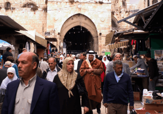 הרשות הפלסטינית: מאסר עולם ועבודת פרך לאזרח אמריקני שניסה למכור אדמה לישראלים