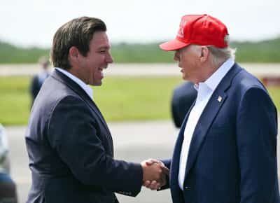 פולחן אישיות על חשבון הציבור: פלורידה הופכת את טראמפ לסמל של חנופה ממוסדת