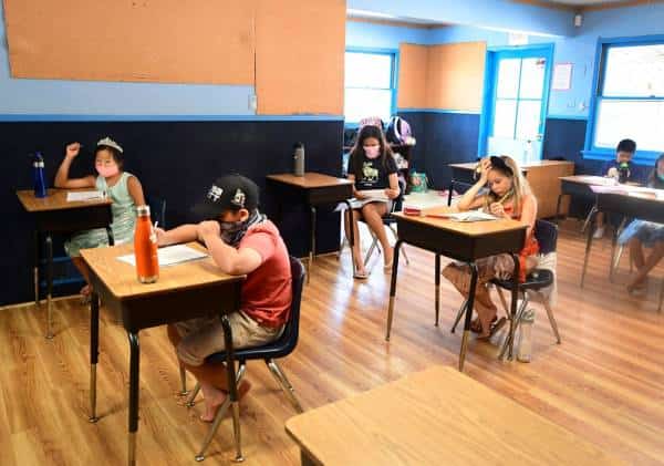לקראת פתיחת בתי הספר בפלורידה: זינוק חד בתחלואת הקורונה בקרב ילדים