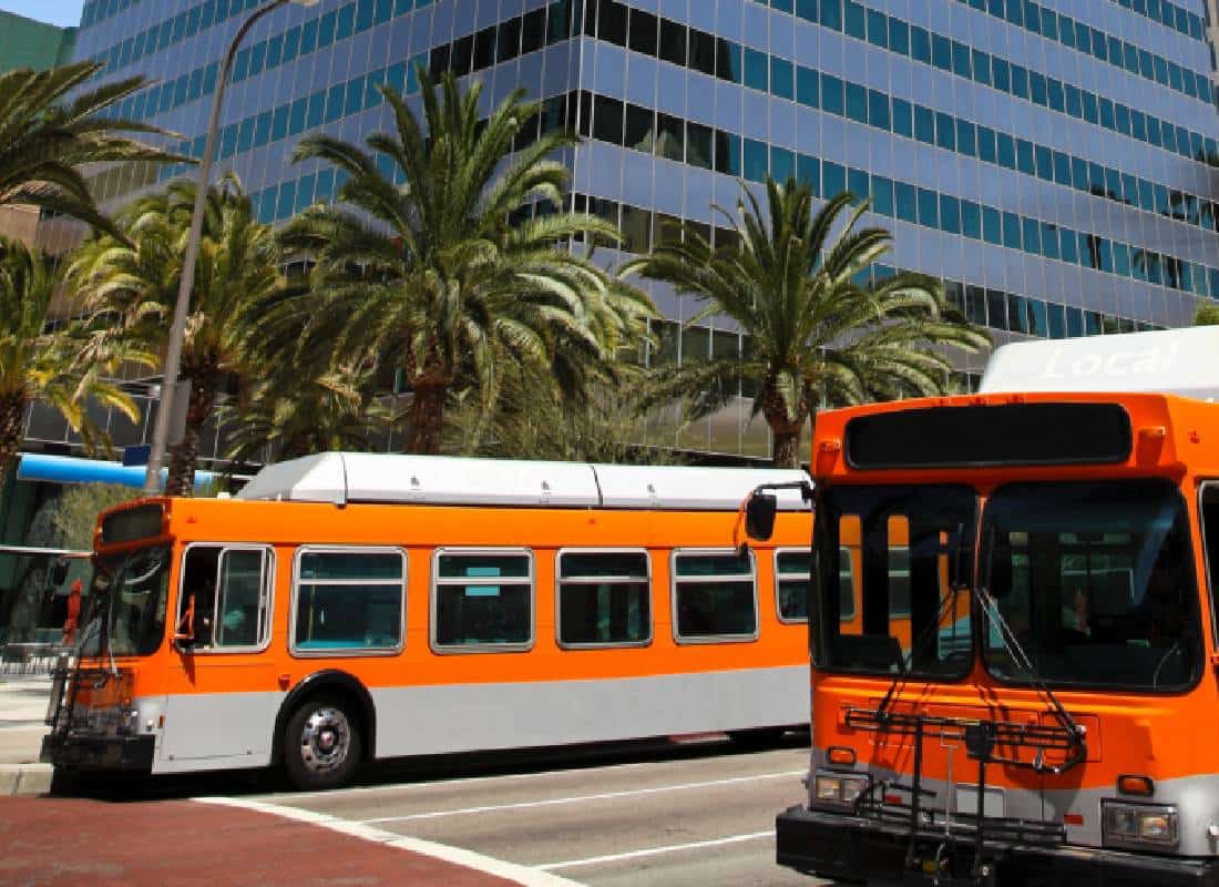 מהפכת הנגישות בבחירות: תחבורה ציבורית חינם ביום הבוחר בלוס אנג'לס