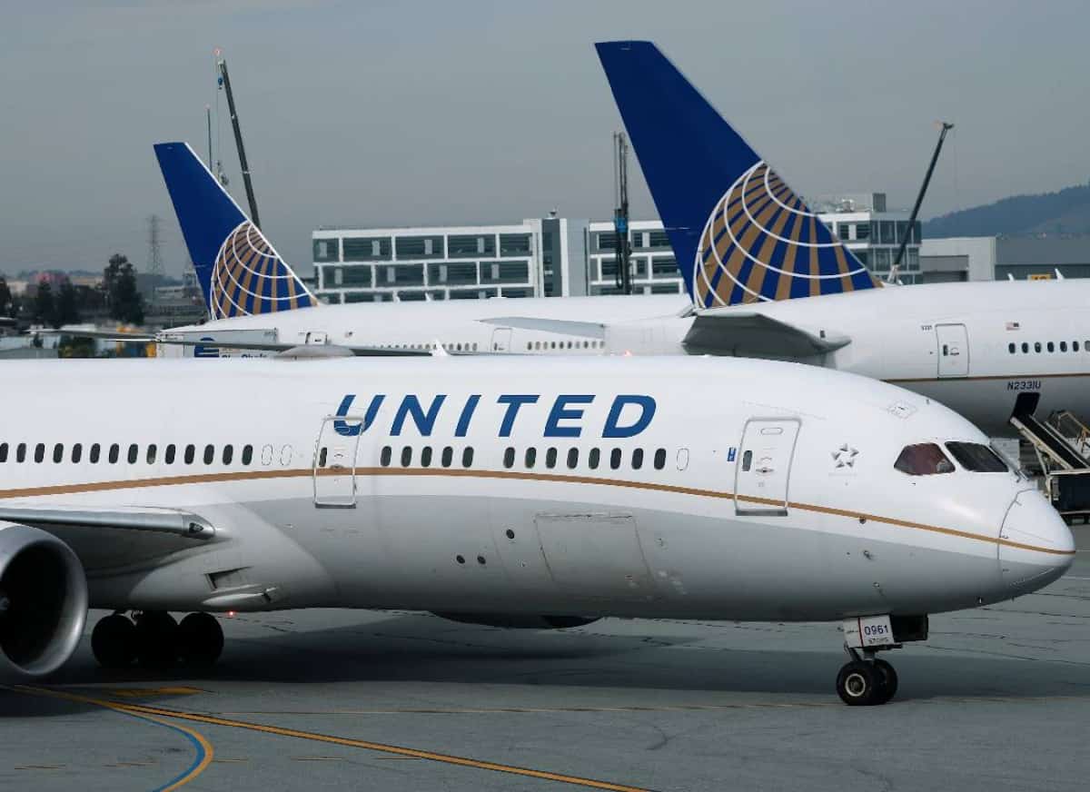 המלחמה נחתה בשדה התעופה: מחיר הדלק מזנק, טיסות מבוטלות – ומשבר האנרגיה מגיע אל האיש ברחוב