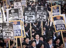 הרב הבכיר יצא למסע הצלה: יהודי אמריקה נקראים לממן את עולם הישיבות בישראל