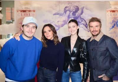 הסכסוך במשפחת בקהאם: העדות שמוכיחה שויקטוריה וכלתה לעתיד פשוט לא סבלו אחת את השנייה