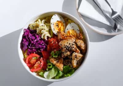 חמישה מיתוסים על חלבון שדיאטניות רוצות שתפסיקו להאמין להם