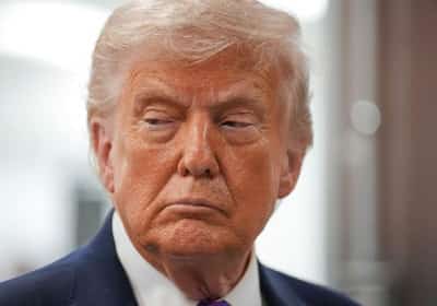 טראמפ מקפיא את התקיפות באיראן: "שיחות טובות לקראת פתרון מלא"