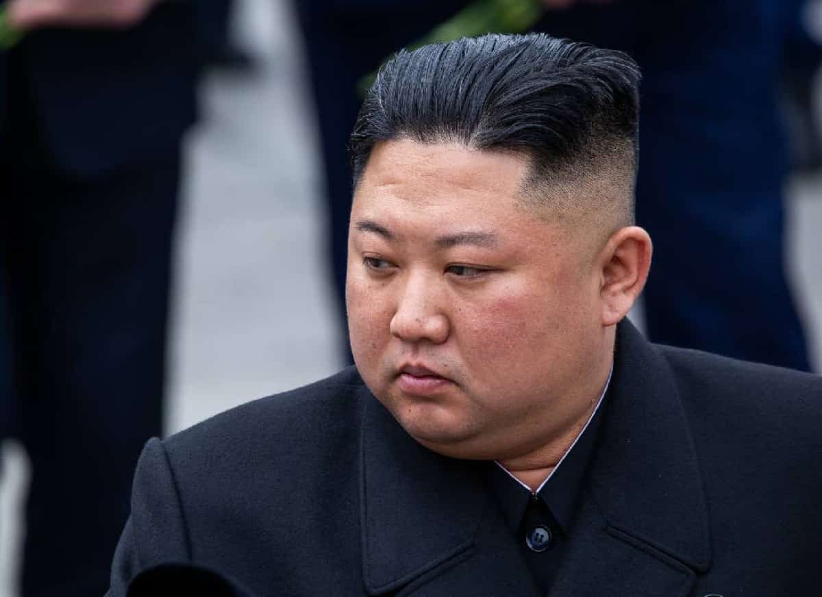 מספיק טיל אחד למחוק אותם: קים ג'ונג און מציע לאיראן טילים להשמדת ישראל