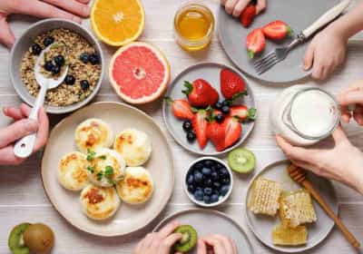 תוהים מתי לאכול ארוחת בוקר? לדיאטניות יש תשובה מדויקת