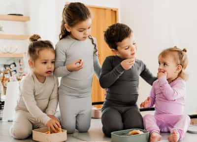 ישנים בשקט- מהם מוצרי ההלבשה הטובים ביותר לתינוקות שלכם? 