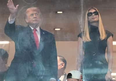 משקפי שמש בלילה והספקולציות: האם איוונקה טראמפ עברה טיפול קוסמטי?