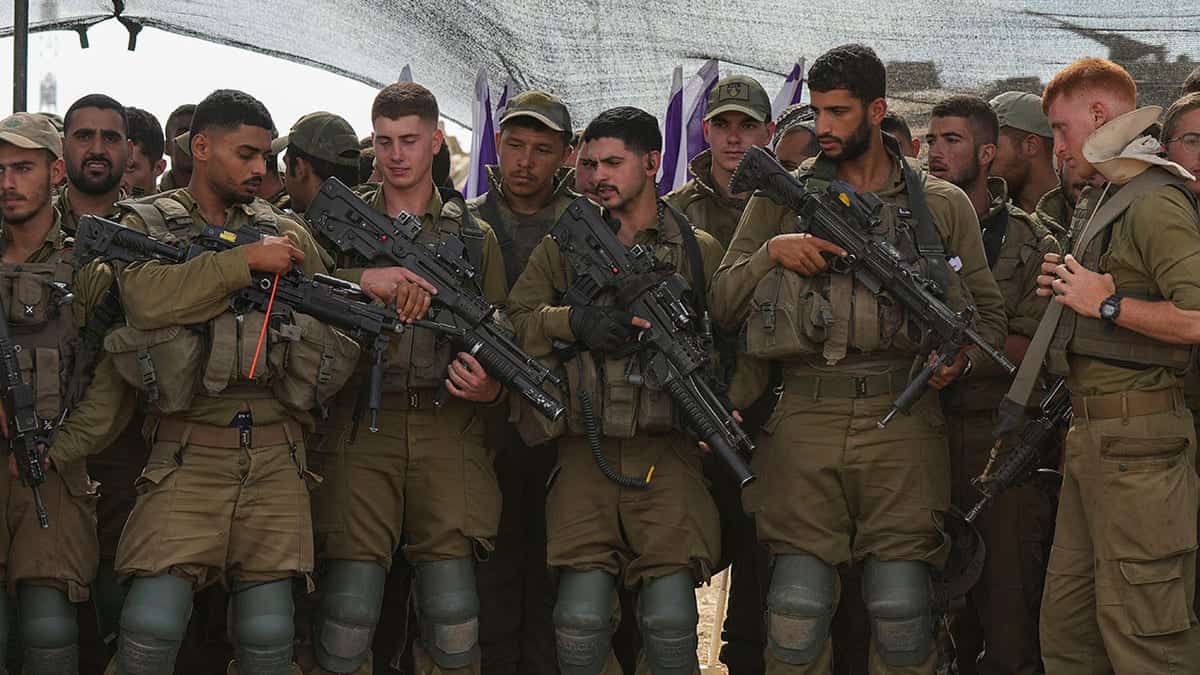 אזהרת מסע לבעלי דרכון אמריקאי על רקע המלחמה בין ישראל לחמאס