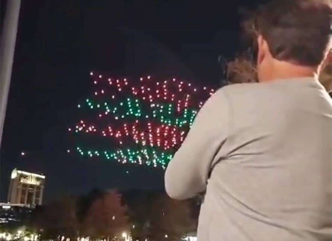 אסון במופע חג המולד: רחפנים התרסקו על קהל צופים בפלורידה; ילד נאבק על חייו