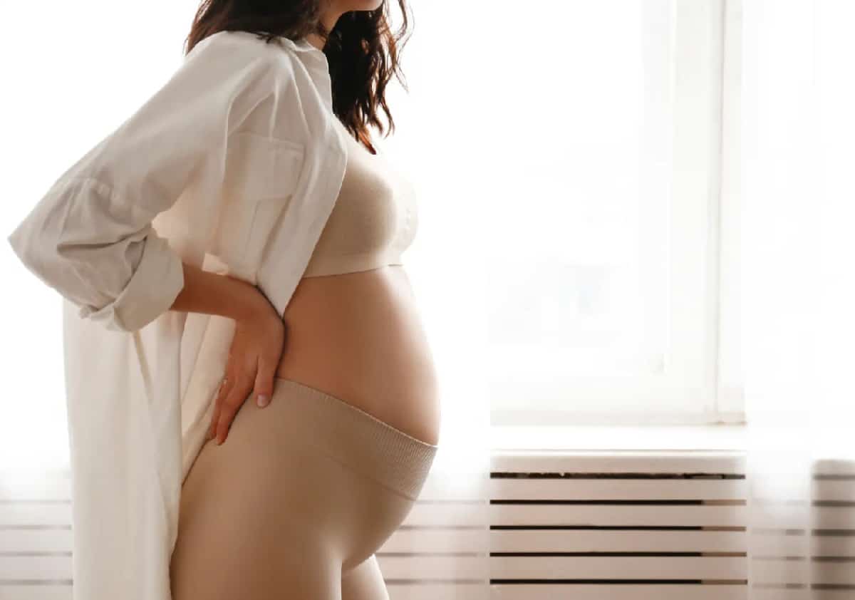 זה הגיל שבו הפוריות הנשית מתחילה לצנוח בחדות - והוא צעיר יותר ממה שחשבת