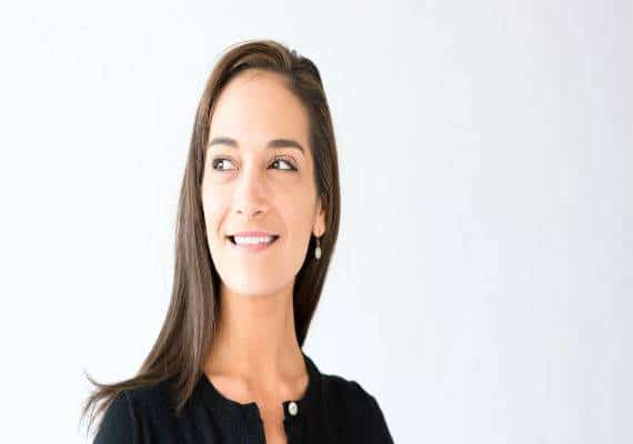מתחזקת או מתחזה? הסיפור המוזר של ג'וליה סלזאר