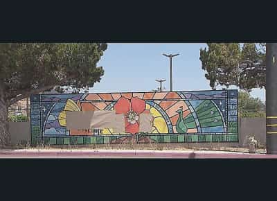 לוס אנג'לס: צלבי קרס על התקווה - ציור הזיכרון של בית הכנסת חולל