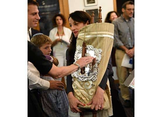 ראש השנה שלנו: 'חופשי במנהטן' יוצרים כל שנה תפילות לראש השנה ויום כיפור מותאמות לקהל 