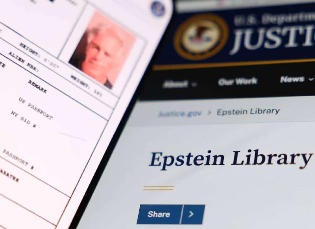 “תיקי אפשטיין” מציתים גל אנטישמיות ברשת: קונספירציות על “שליטה יהודית סודית” מתפשטות במיליוני צפיות