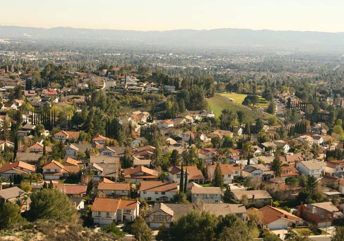 שוק הנדל"ן בוואלי לוס אנג'לס לוהט: זינוק משמעותי במכירת הבתים באזור
