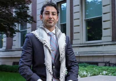 סטודנט פלסטיני שהוביל את המחאות האנטי-ישראליות באונ' קולומביה - לא יגורש מארה"ב