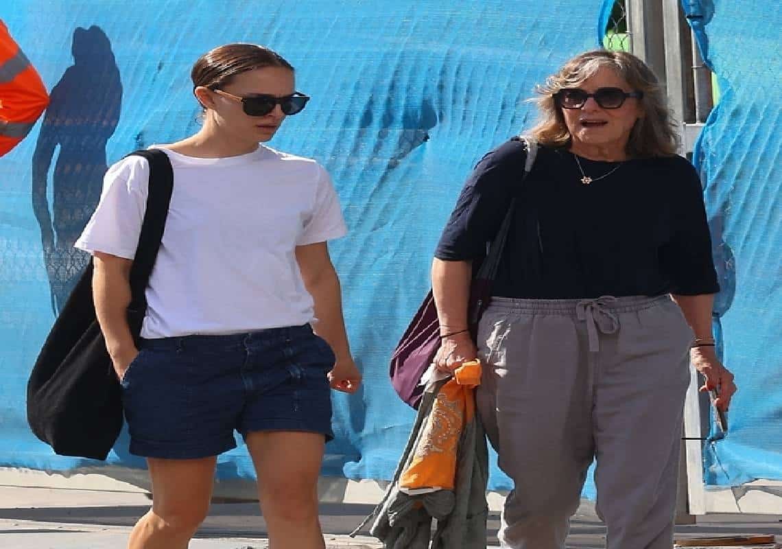 זמן איכות: כך נתפסה השחקנית נטלי פורטמן לצד אמה 