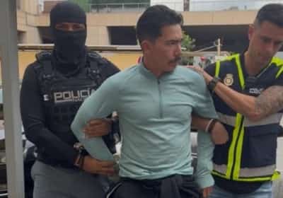 שנים אחרי שביים את מותו, זייף מסמכים ועבר ניתוחים קוסמטיים: אחד המבוקשים הגדולים של ארה"ב נעצר באירופה