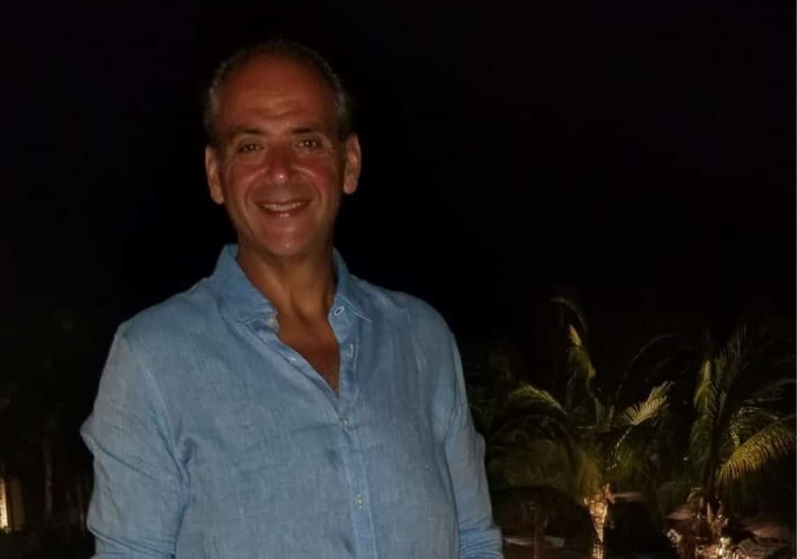 חי באמריקה: ניר וינבלוט, נשוי +4.לוס אנג'לס, בוואלי, שרמן אוקס.