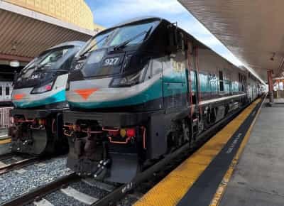 הרכבות נחתכות, המחירים עולים: מטרולינק בדרך לצמצום דרמטי בדרום קליפורניה