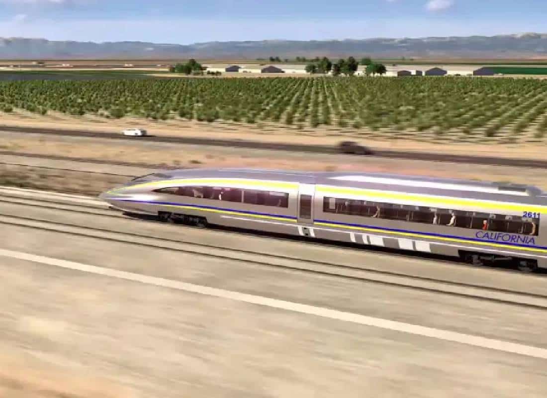 טראמפ פותח במתקפה חדשה על פרויקט הרכבת המהירה של קליפורניה