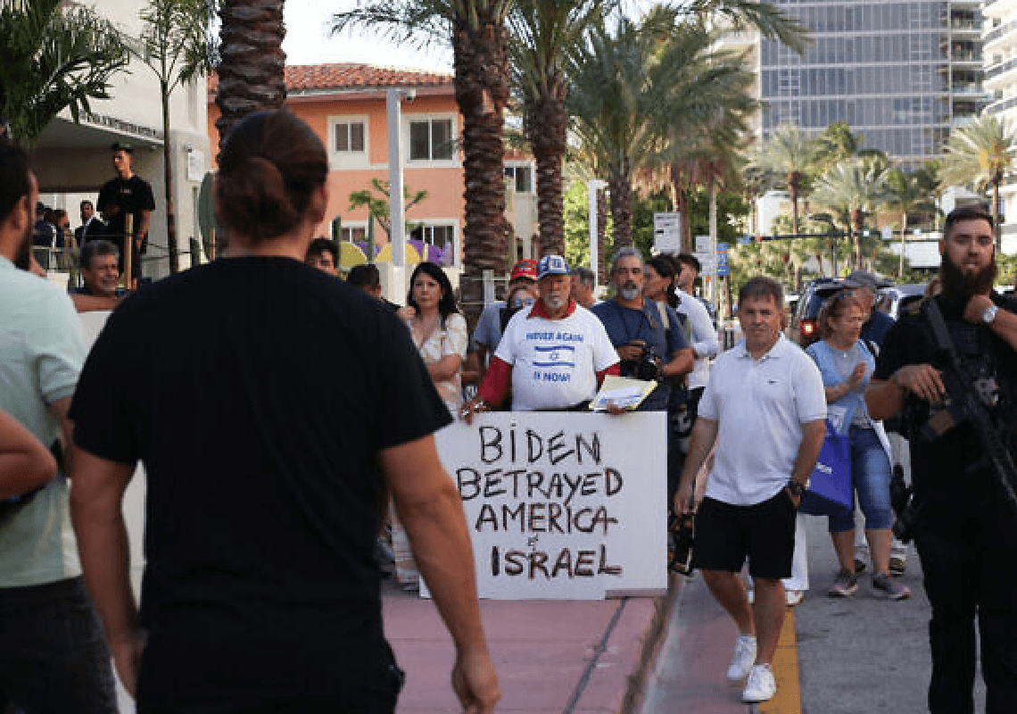 הדמוקרטים בפלורידה מודים: אנחנו מאבדים מצביעים יהודים