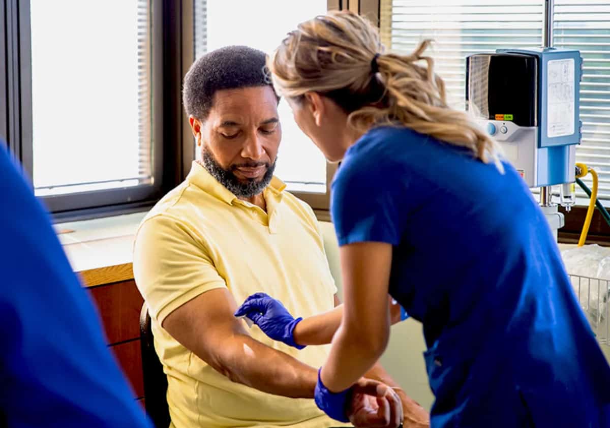 פריצת דרך רפואית: בדיקת דם הצליחה לאתר סרטן עוד הרבה לפני הופעת תסמינים