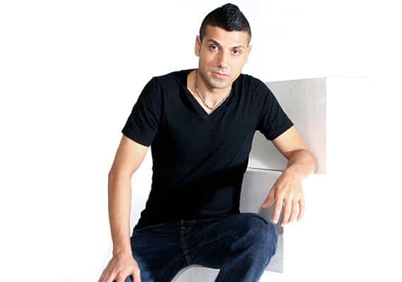 Strike Hard: אסי וידאל הולך הכי רחוק והכי חזק שיש עם אלבום חדש