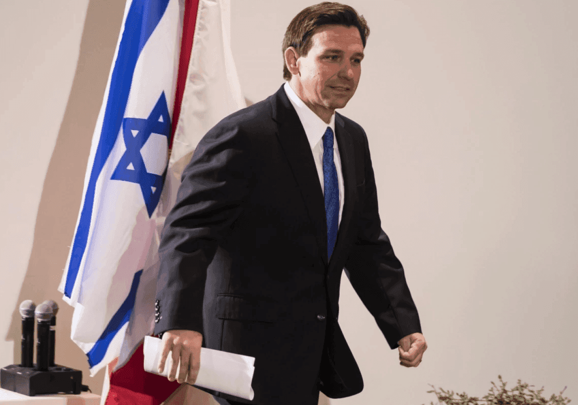 מושל פלורידה מוכיח שוב את עמידתו האיתנה לצד ישראל 