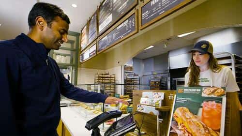 ‏חברה ללא מזומנים: Panera Bread משיקה לראשונה את מערכת התשלומים באמצעות כף יד‏