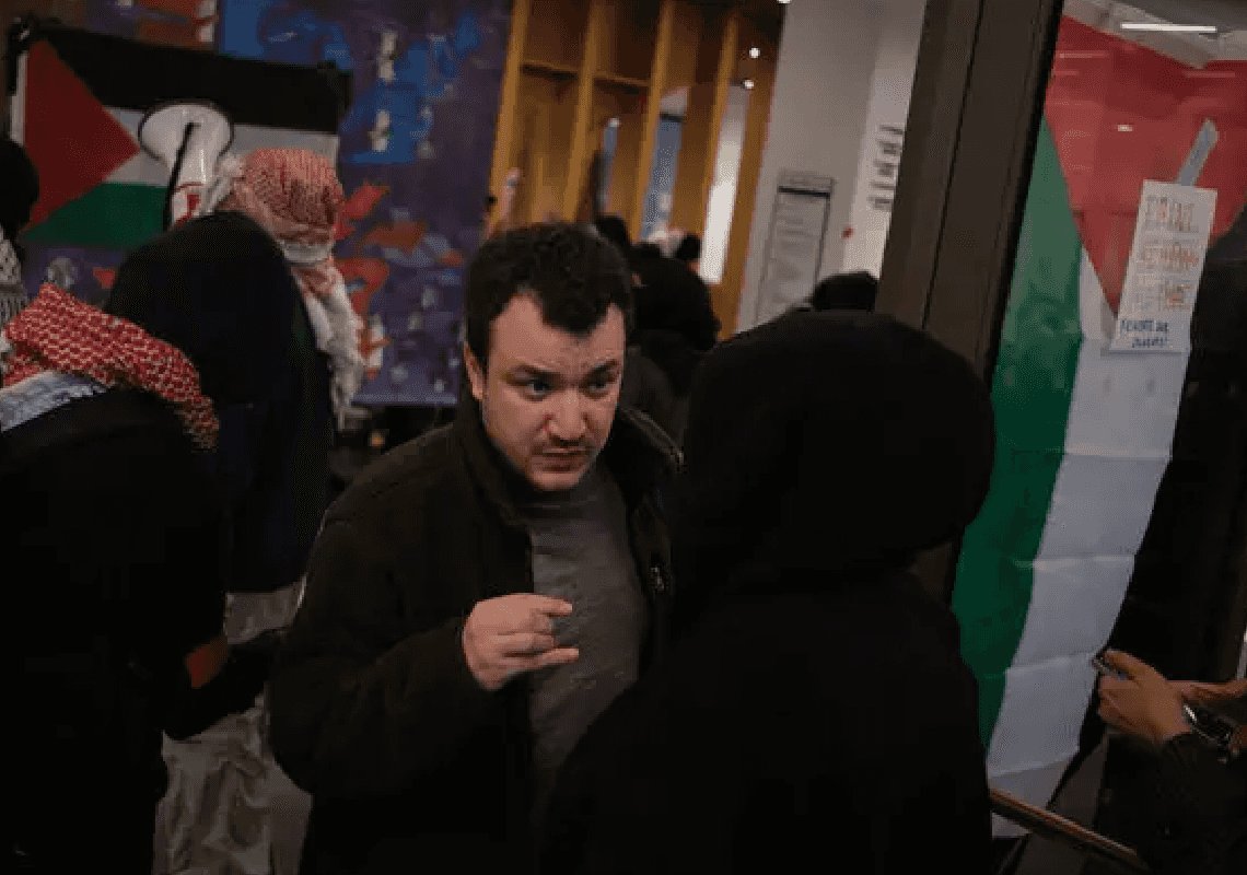 מחמוד חליל פותח במאבק משפטי - המטרה: למנוע מאונ' קולומביה 'להסגיר' סטודנטים