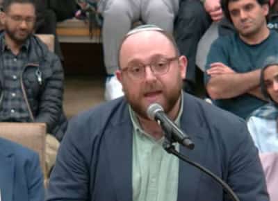 שותפים לתפילה: יהודים ומוסלמים בקליפורניה מאוחדים נגד אפליה דתית