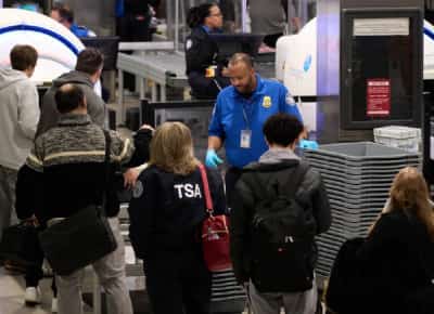 שדות התעופה בכוננות השבתה: סוכני האבטחה עובדים ללא שכר