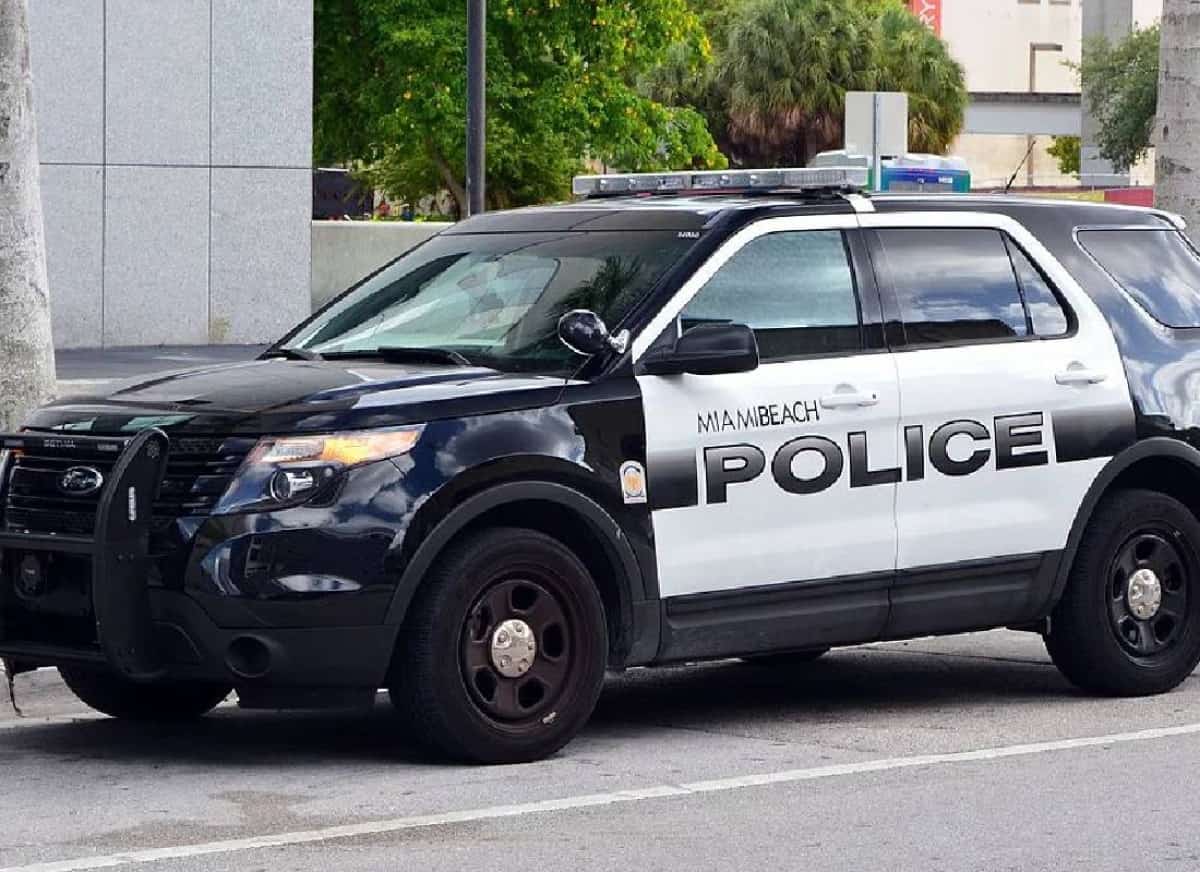 אנטישמיות ושנאה בלב מיאמי ביץ׳: מורה יהודייה הותקפה באלימות סמוך לבית־ספר 