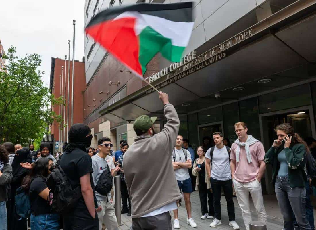 ברוך קולג' בניו יורק ניסתה למנוע מהסטודנטים היהודים לחגוג את ראש השנה  