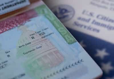 מהלך חקיקתי חדש בקונגרס: יוזמה לביטול מוחלט של אחת מתוכניות הוויזה הפופולריות ביותר