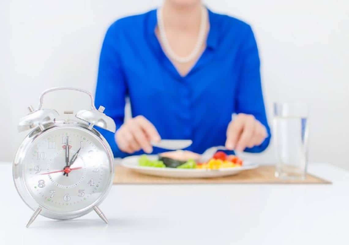 להוריד קצב: למה חשוב שתתחילו לאכול לאט?
