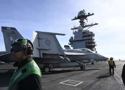 על סף המלחמה: ונצואלה מגייסת 200 אלף חיילים עם הגעת נושאת המטוסים האמריקאית הגדולה בעולם