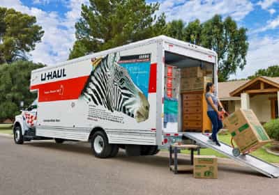 מגמת העזיבה לא נבלמת: קליפורניה שוב בתחתית דירוג ההגירה הארצי