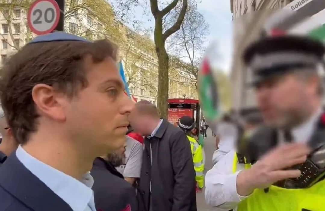 "אתה נראה יהודי בגלוי": סקנדל אנטישמי מטלטל את משטרת לונדון ובריטניה