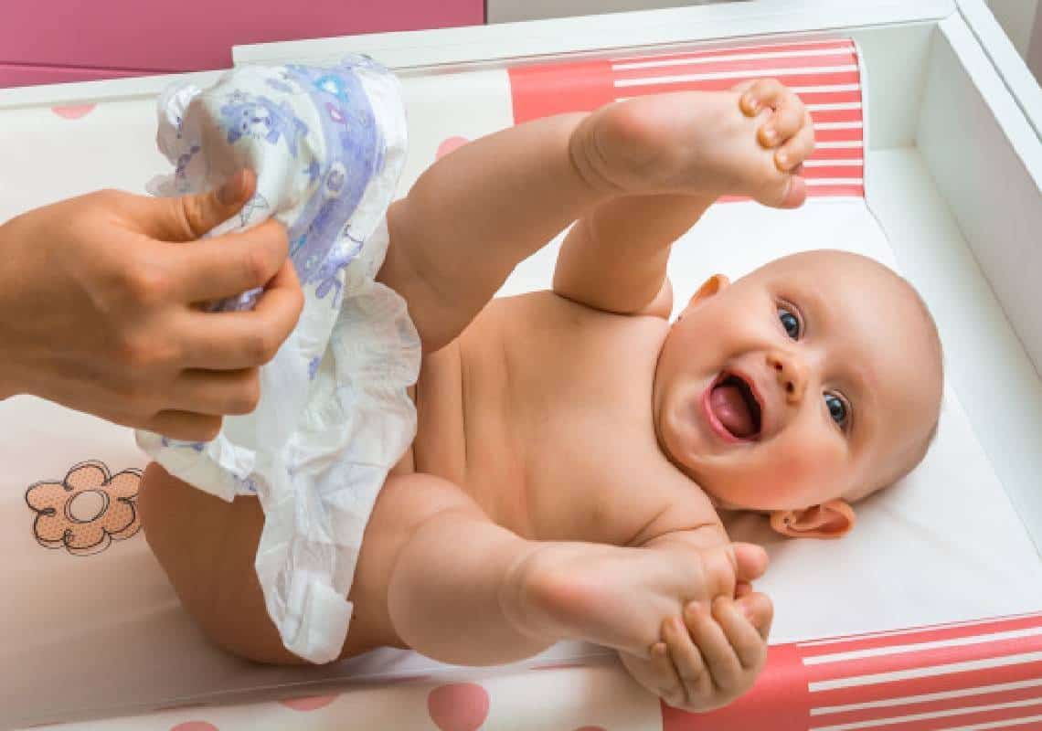 תינוק שנולד עם שלושה פינים עושה היסטוריה רפואית