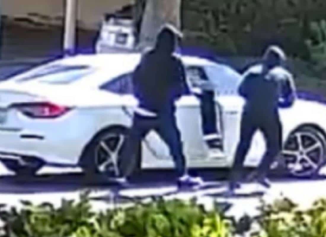 הבעיה מחריפה: עוד עובד שירות הדואר האמריקאי נשדד לאור יום בוואלי