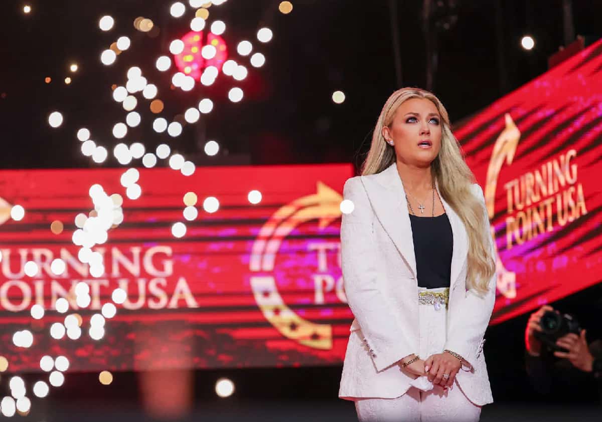 בעקבות איומים על חייה: אריקה קירק ביטלה את השתתפותה באירוע עם סגן הנשיא ואנס