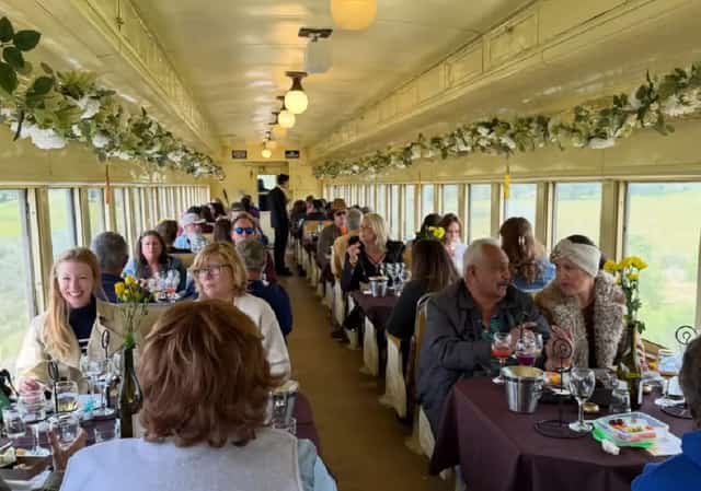 עם טעימות יין מקומיות, שרקוטרי ונופי מדבר, Backcountry Wine Train חוזרת למסילה ומציעה חוויה קלילה לחובבי יין שמחפשים בילוי שונה ליד סן דייגו