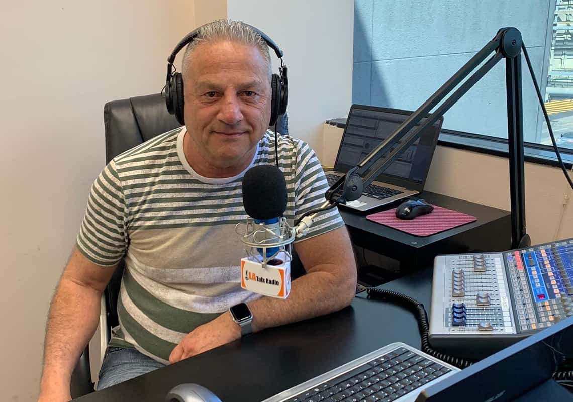 חי באמריקה: "כשאתה עוזב את ישראל אתה תקוע בגיל שעזבת", סם חסון. לוס אנג'לס, טרזנה