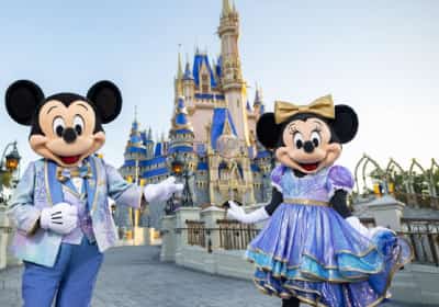מתכננים טיול לדיסני? הטריק הזה יחסוך לכם תורים, ויכוחים ואכזבות
