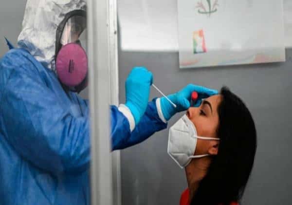 סקנדל הונאת בדיקות הקורונה: 100% מהבדיקות בעשרות מעבדות מרכזיות חזרו "חיוביות"
